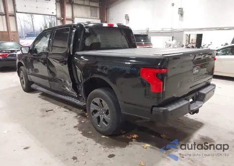 2024 Ford F-150 Lightning Flash z USA, uszkodzony, nr VIN 1FTVW3L71RWG02270